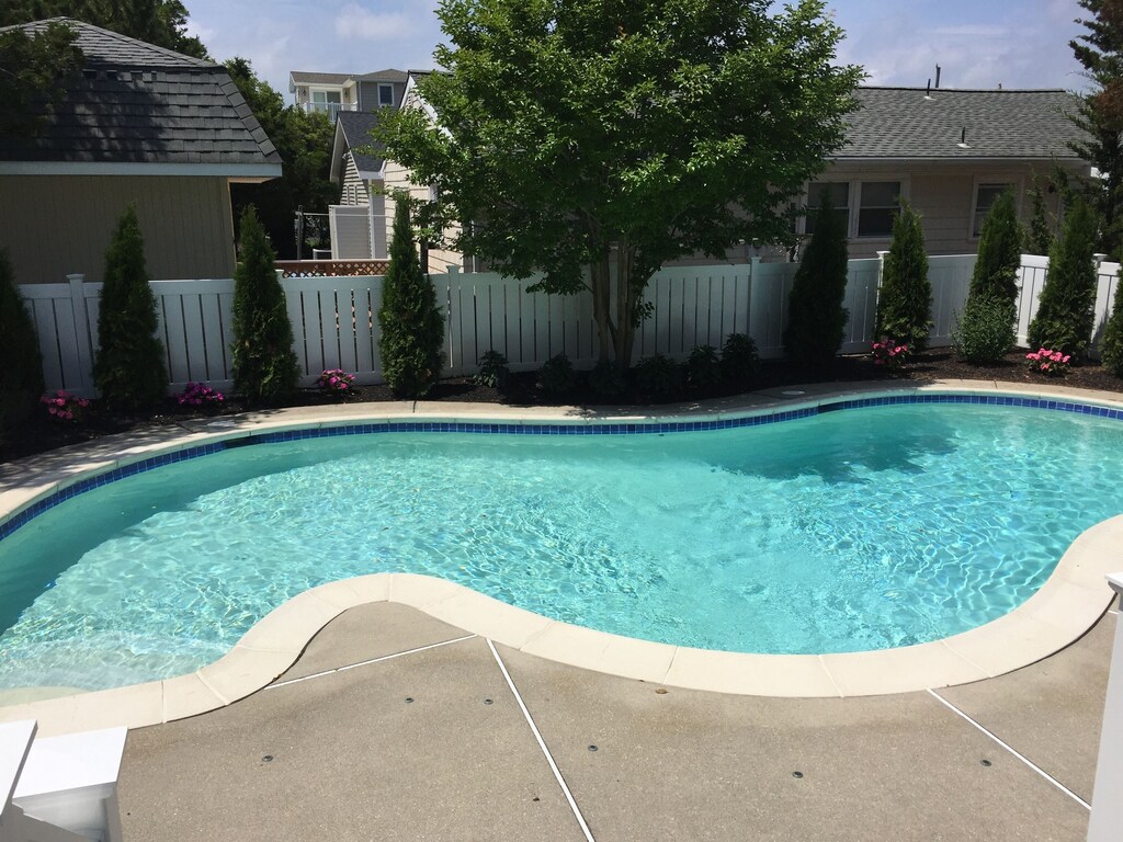 complete pools avalon park