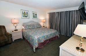 Master Bedroom, King size bed, walk-in closet, Bathroom with a garden tub. 