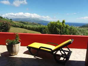 relaxen auf der Terrasse mit Blick auf Pico