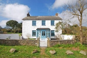 Newington Farmhouse