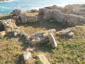 Villa Romana in the Parco Archeologico di Saturo at 5 km from the apartment.