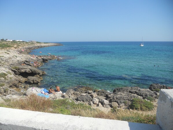 Cliff at 700 m from the apartment