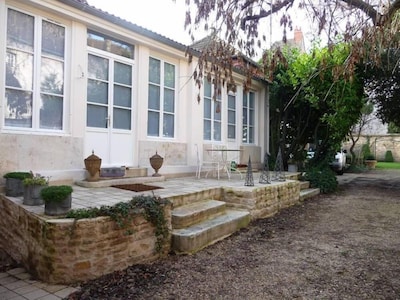 Champ d'Oiseaux (Campo de pajaritos) - Beaune, Casa con jardín en el centro historico de Beaune