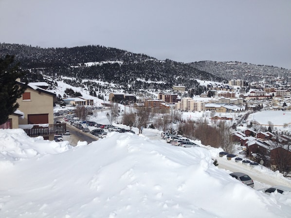 Snow and ski sports