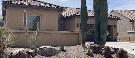You will love this Saddlebrooke home!