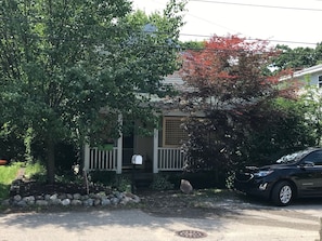 THE YELLOW COTTAGE -
parking in driveway or along the front.