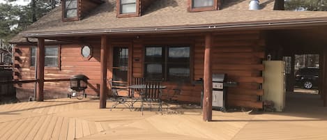 Cabin facing Rainbow Lake