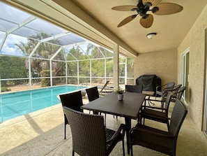 Fire up the Weber! Enjoy dining al fresco - sun, shade, privacy...