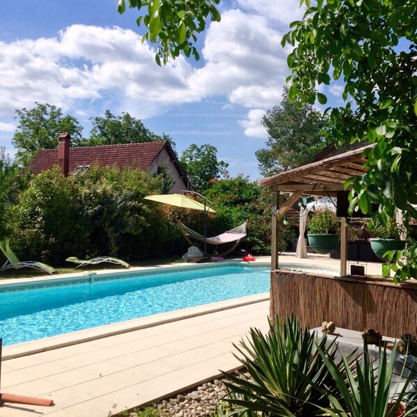 Pool, bar area and house, May 2015