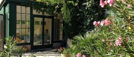 sunroom / conservatory leading onto private walled garden