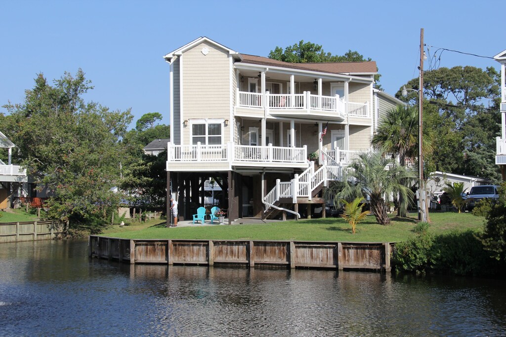 homes for sale in the peninsula lake carolina