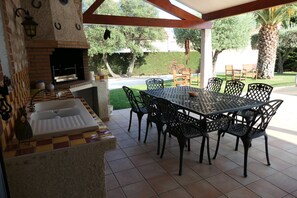 Summer kitchen