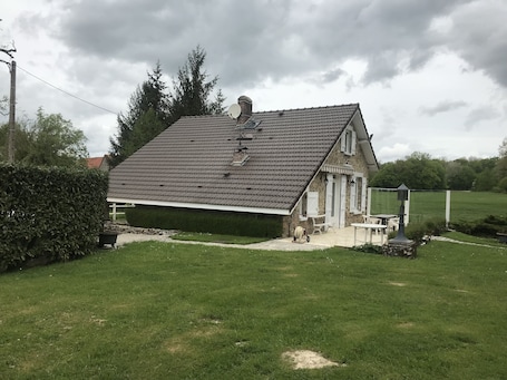 maison facade ouest et sa terrasse de 30 m2