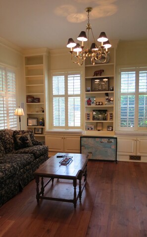 Main house den
