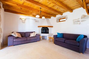 Living room and fireplace ground floor