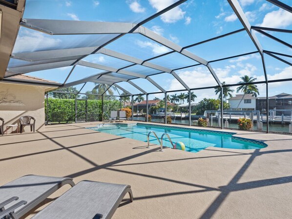 Large Screened pool and patio with full southern sun exposure