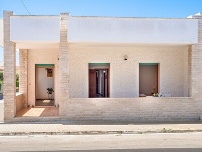 Villa zu 80 Metern vom Strand (Sand)