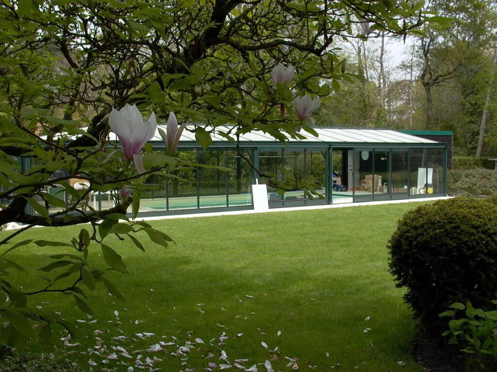 200m du Golf et 3km de la plage, villa avec jardin et piscine couverte
