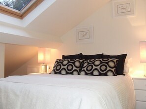Bedroom - compact but light