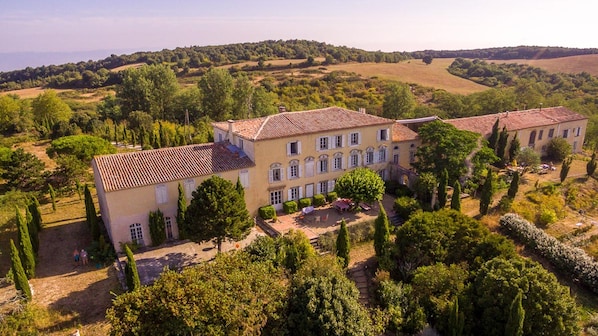 Domaine des Jases. South Facade