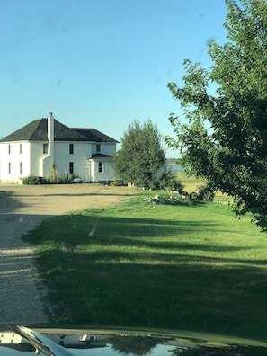 front driveway and entrance