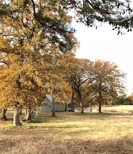 Cabin on Private Ranch 16 miles from F1 Track