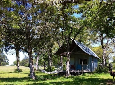 Cabin on Private Ranch 16 miles from F1 Track