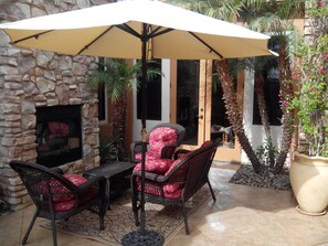 Patio Courtyard w/fireplace
Double doors to Dining Area