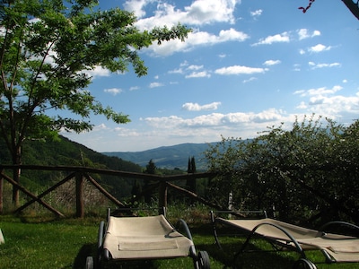 Borgo I Tre Baroni a Moggiona nel Parco Nazionale delle Foreste Casentinesi