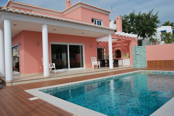 Pool area