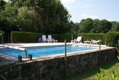 Cottage mit großem Garten und Swimmingpool, Dordogne, Limousin, Haute Vienne