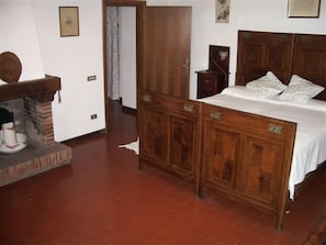 Schlafzimmer im toskanischen Jugendstil