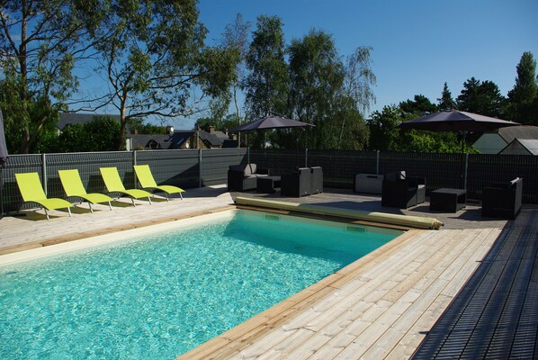 Les Montbretias, piscine chauffée, ouverte  de juin a septembre selon météo