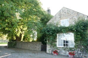 Beautiful Grade II listed barn conversion