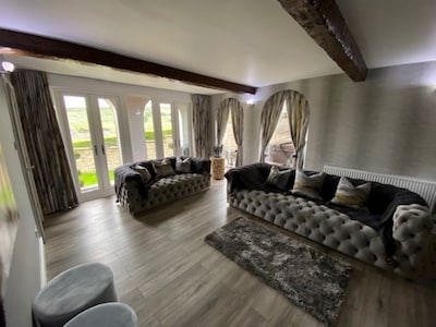 Amazing Family House Sleeps 12 with  Private Hot Tub in Tranquil Location