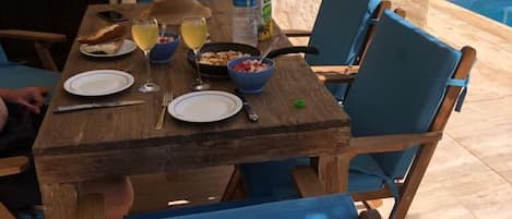 Outdoor dining