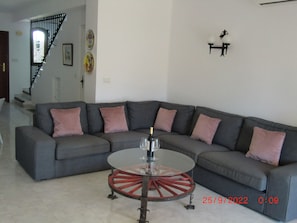 Lounge area