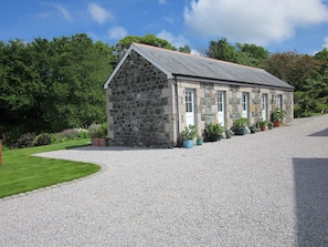 Pond Cottage