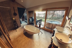 En suite spa at Knoydart Hide with sauna hot tub monsoon shower and centrl bath