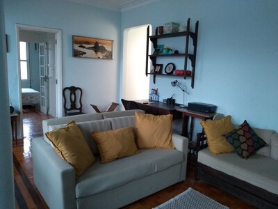 Beautiful apartment, best location in downtown / river, few meters underground, 60m².