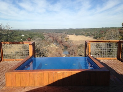 Hill Country Getaway On Beautiful Ranch Perched On A Cliff Over The Guadalupe R.