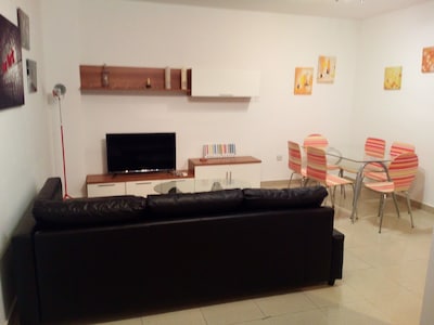 Beautiful apartment in Barrio San Mateo, Historic Center, with WIFI