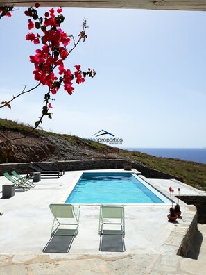 The pool which can be heated