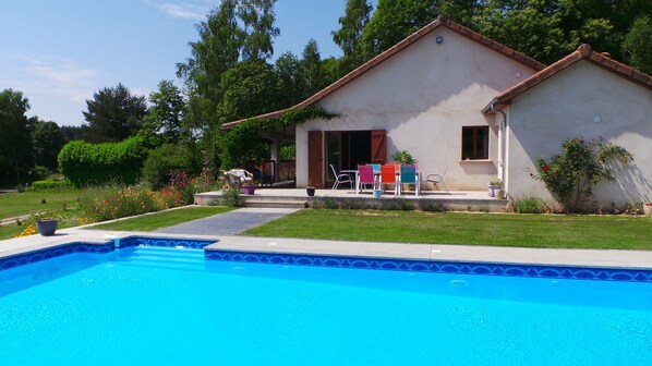 Pool Area and Outside Dining.
