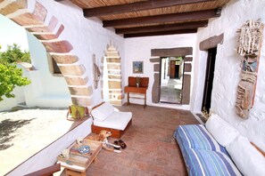 Front courtyard