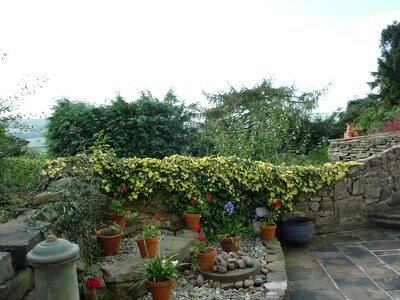 Charming luxury  cottage near Ilkley with great views and fabulous location.