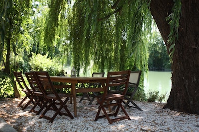 Impresionante Maison Bourgeoise a orillas del Charente, canoa desde la puerta 