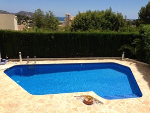 Free-form Pool