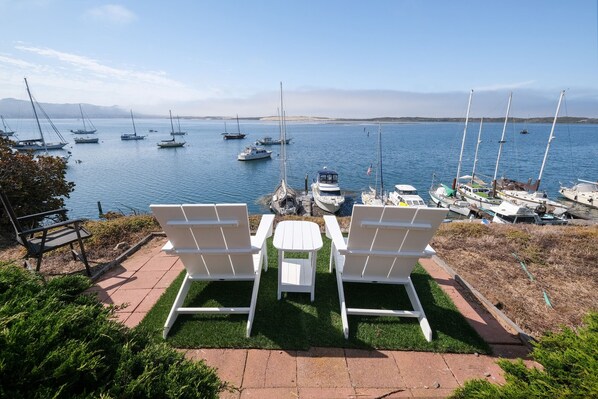 This amazing bayfront home enjoys an exclusive location in Morro Bay