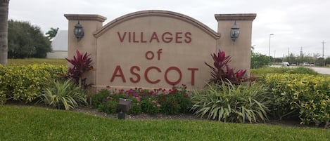 Villages of the Ascot is  a small, quiet, well kept community you will enjoy!